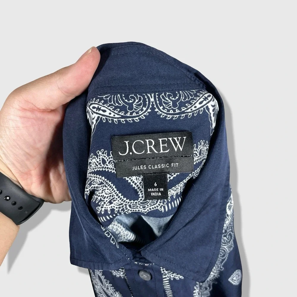 J. Crew Jules Classic Fit Button Down Women 6 Navy Blue Paisley Boho Western